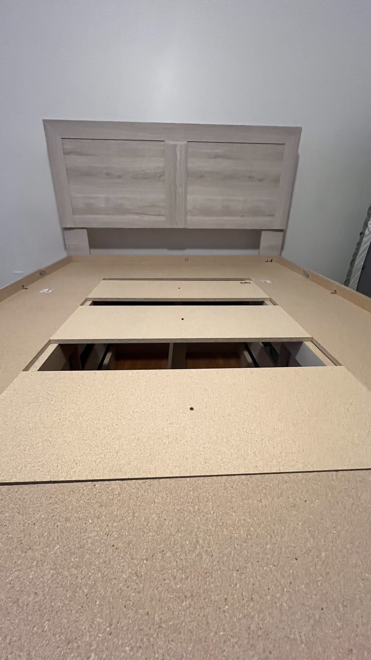 The Brick Yorkdale Queen Sized Bed Frame - photo 2