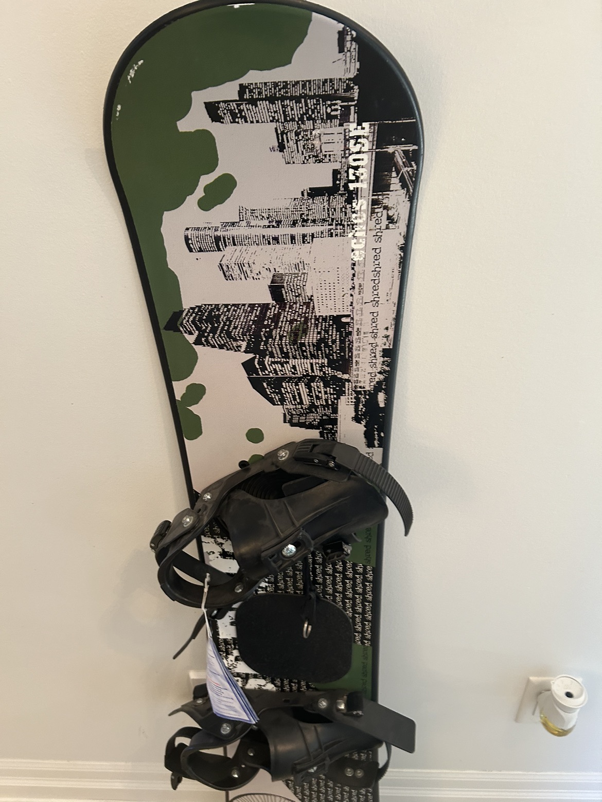 Snowboard with Bindings New with Tag Unused 50” image indicator(8)