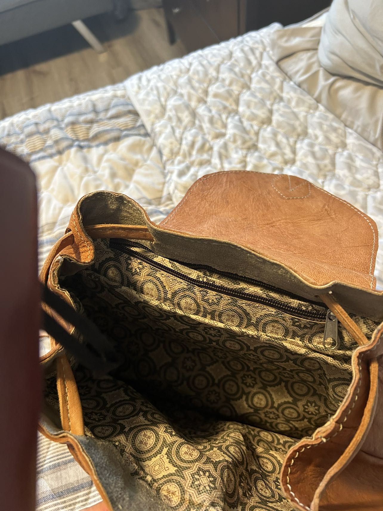 Leather backpack bag - photo 3