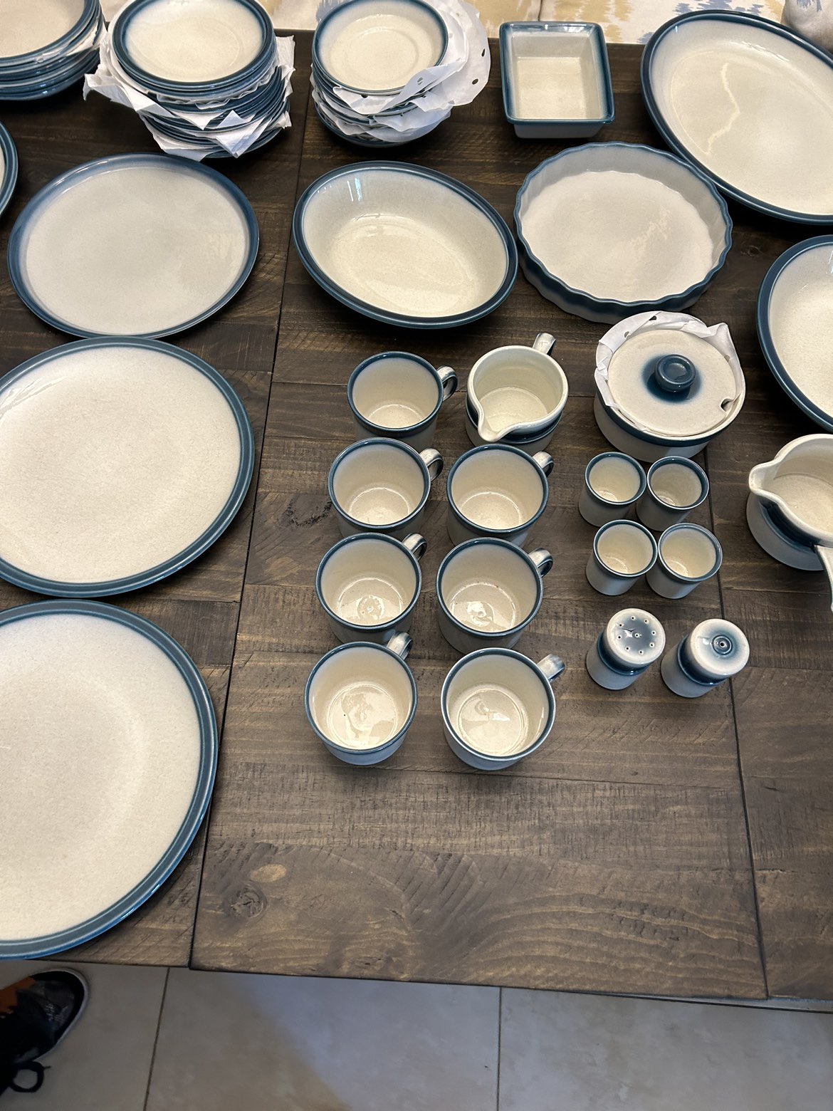 60 Piece Wedgewood Blue Pacific China set Antique image indicator(7)