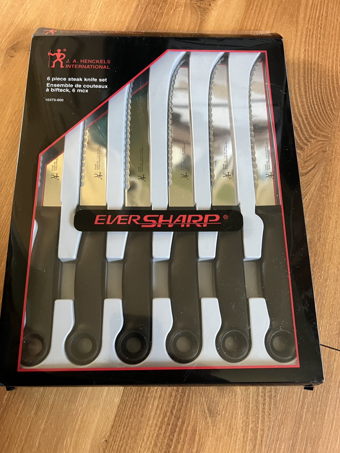BNIB Henckels Steak Knife Set 🏈 thumbnail