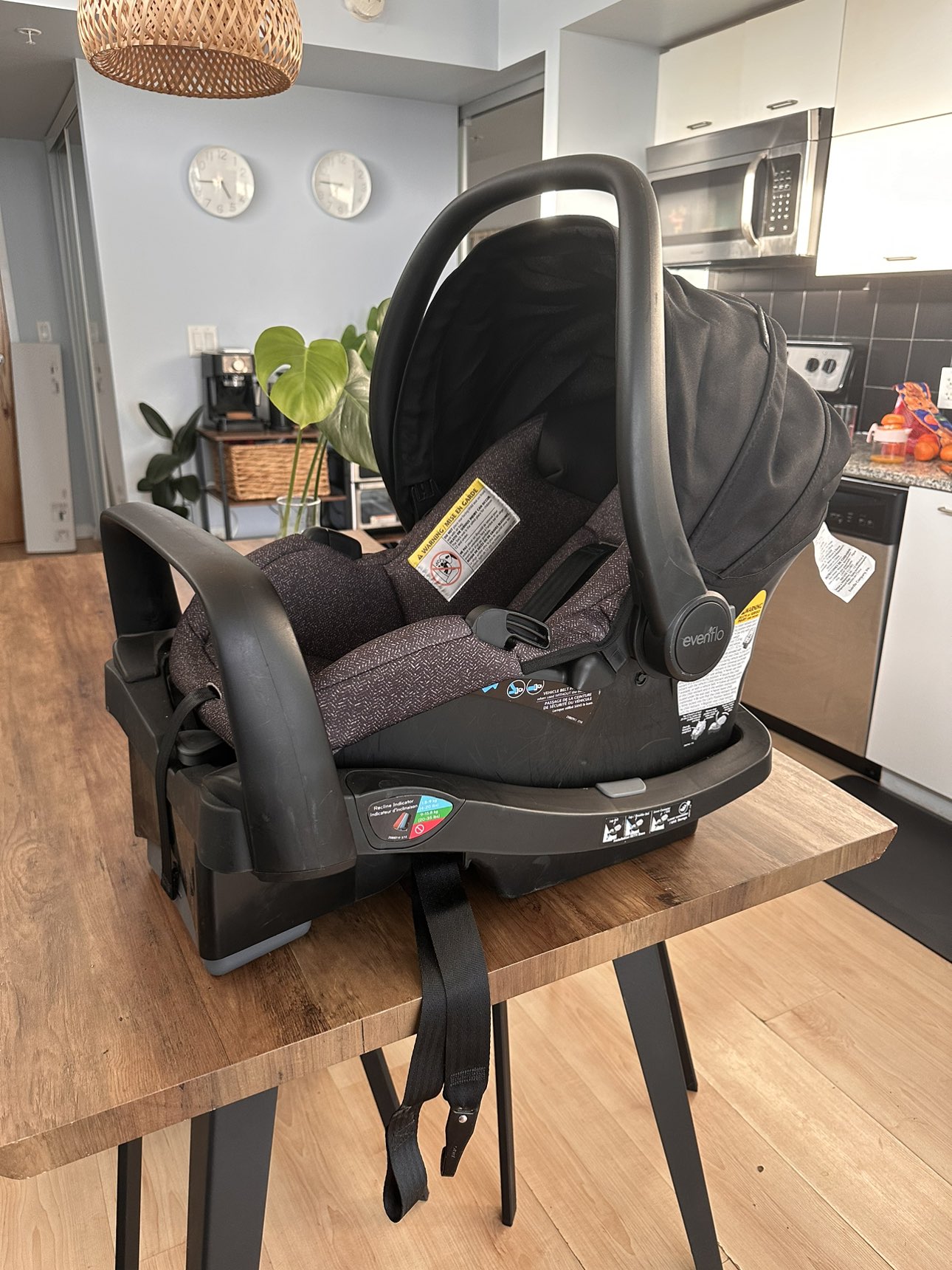 Evenflo infant car seat