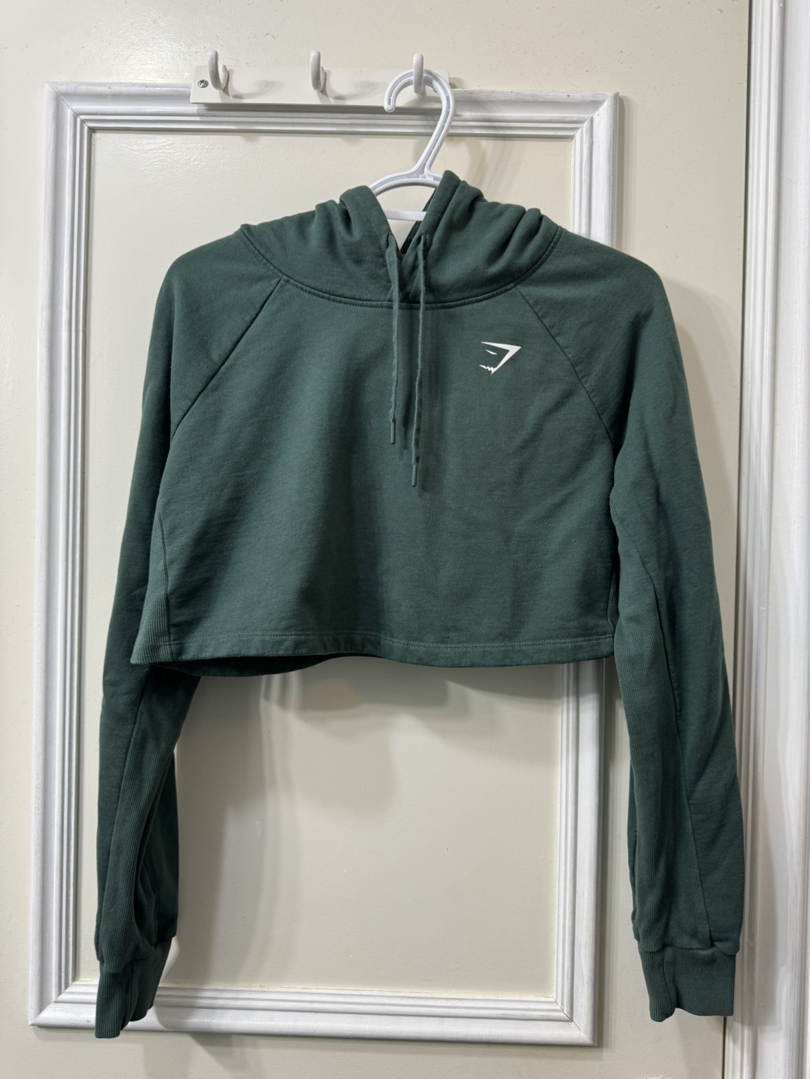 Gymshark Training Cropped Hoodie Forest Green - Size Small