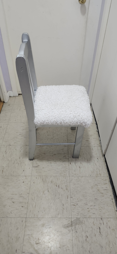 Chair - photo 2