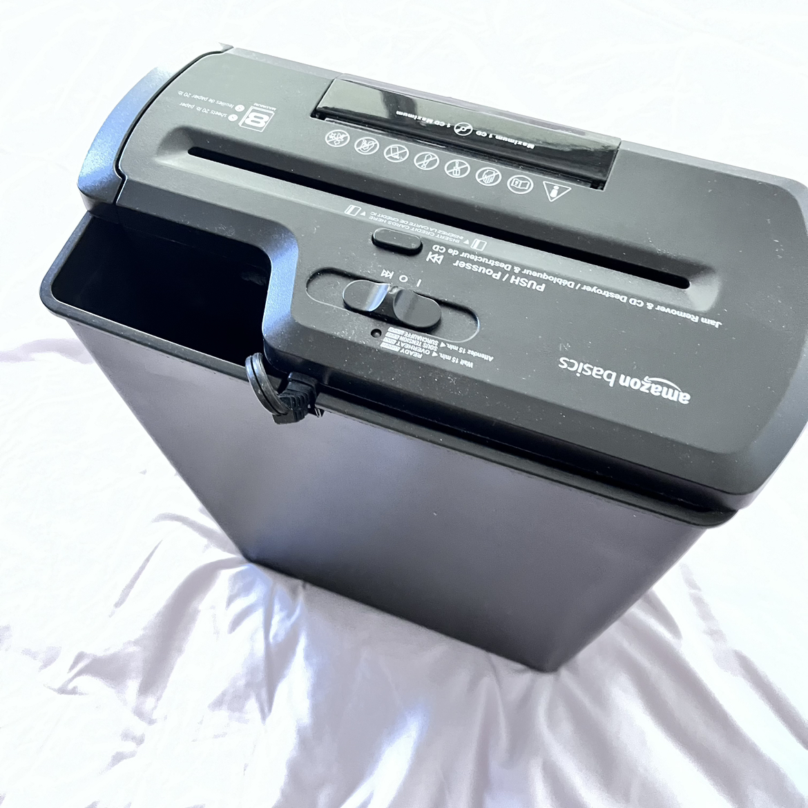 Amazon basics Paper Shredder - photo 5