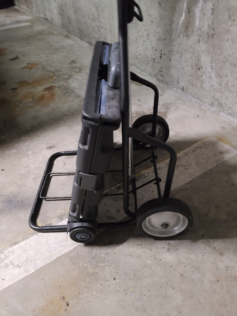 Clearing storage locker sale image indicator(3)