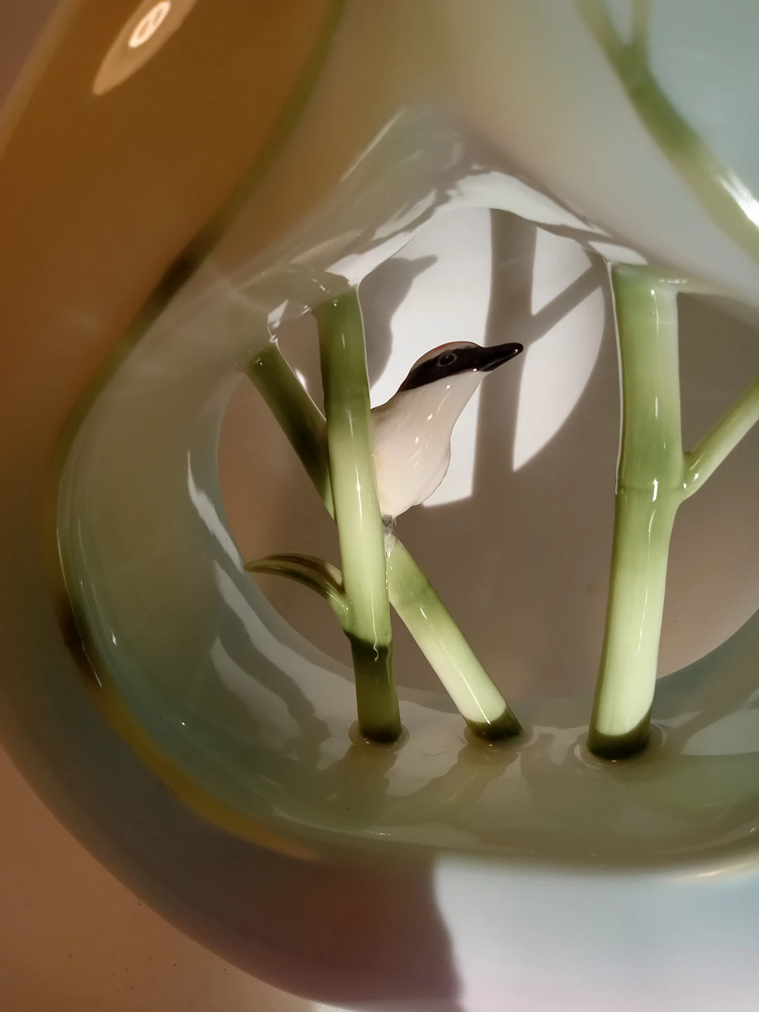 FRANZ Collection Song Bird Porcelain Vase image indicator(6)