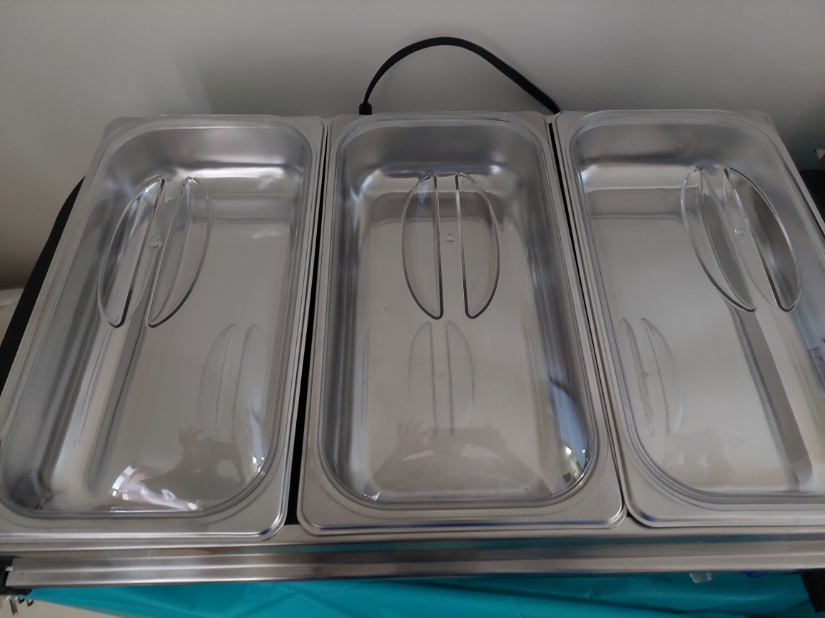 VEVOR food warmer for sale - photo 2