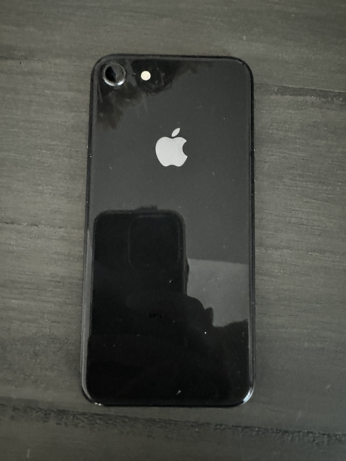 iPhone 8 UNLOCKED - photo 3
