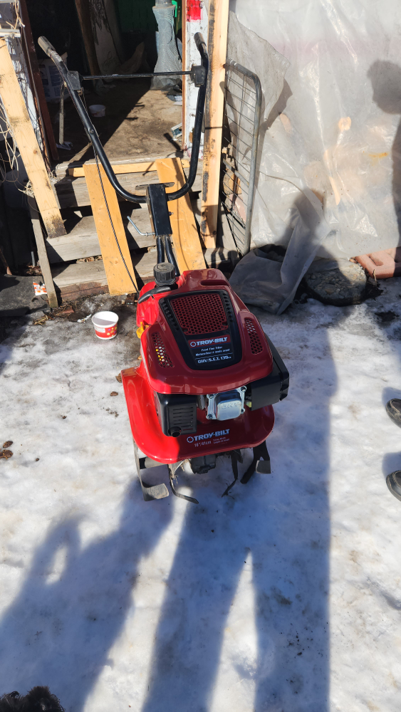 Troy-Bilt wheel tiller - photo 2