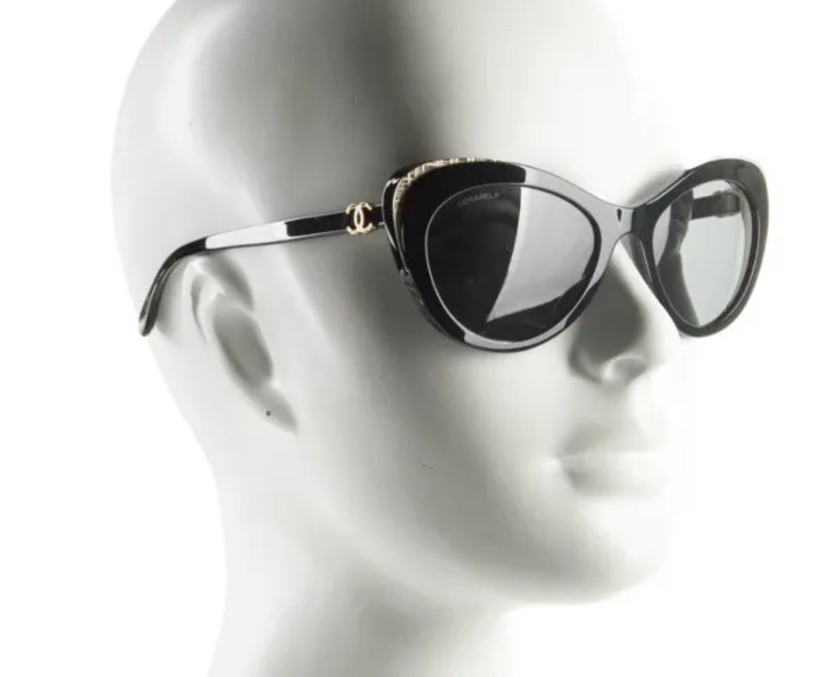 Chanel sunglasses cat eye style 5432 🥕
