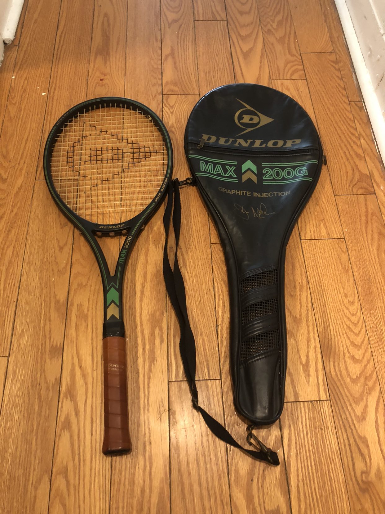 Dunlop tennis racquet thumbnail