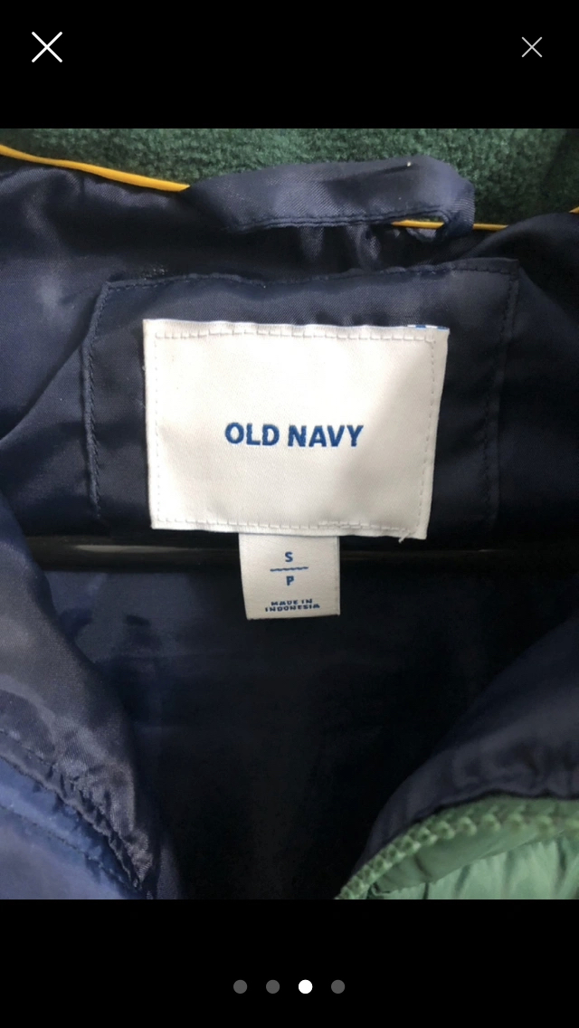 Like NEW OLD NAVY men’s green puffer vest down jacket size:small image indicator(3)