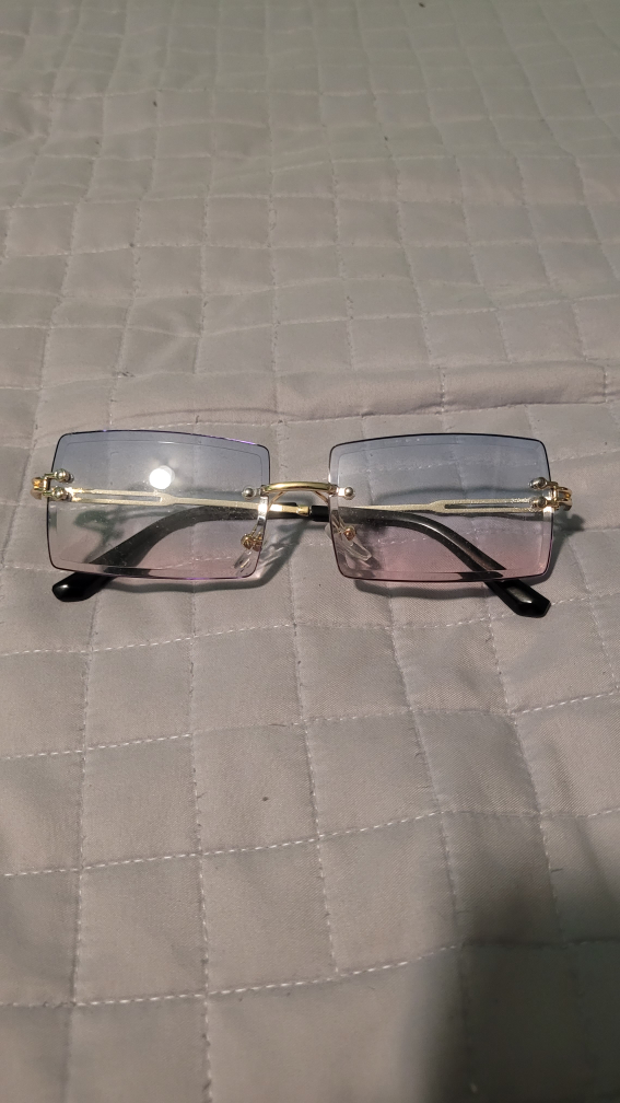 Sunglasses thumbnail