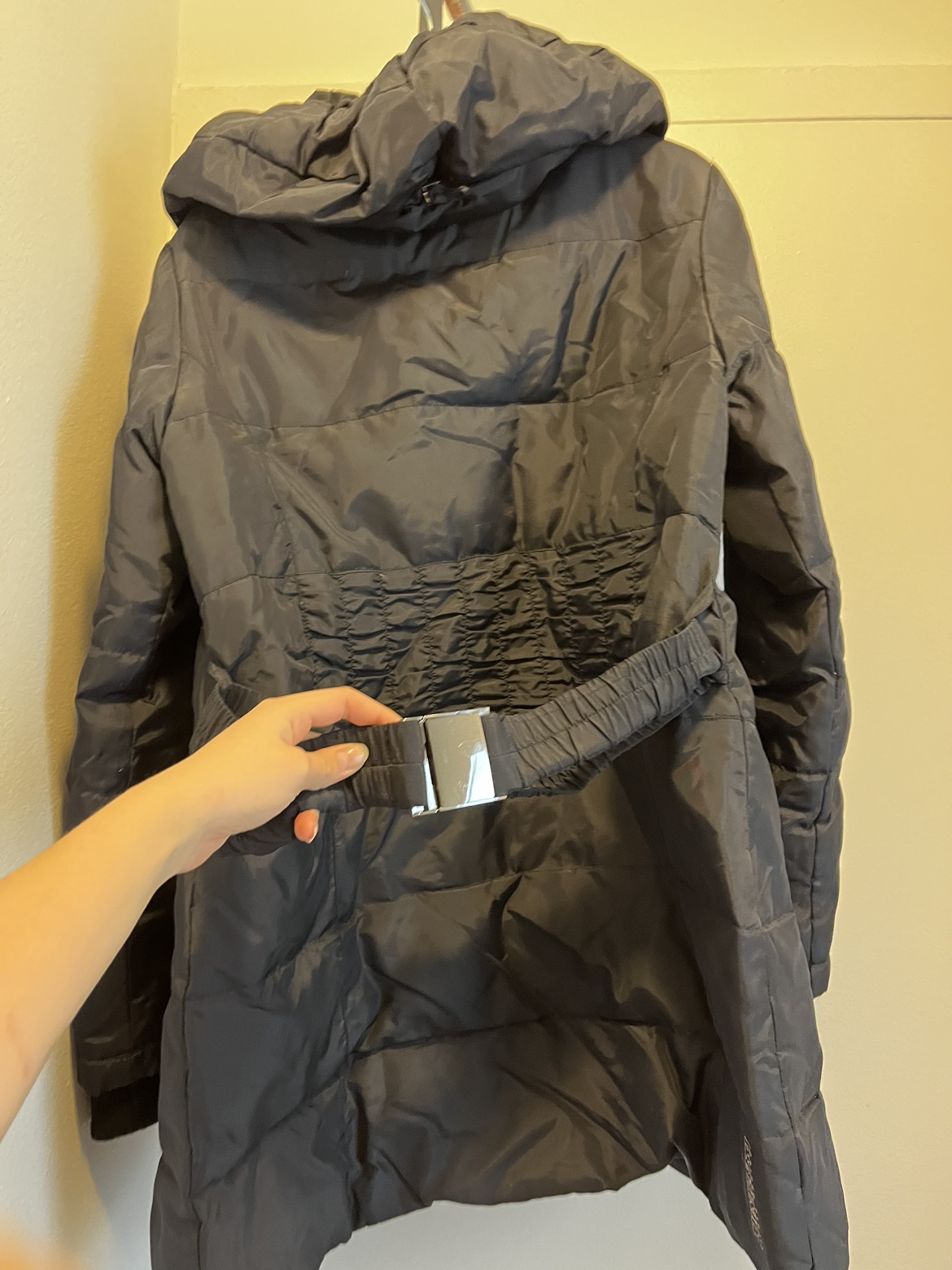 Warm black winter jacket - photo 3
