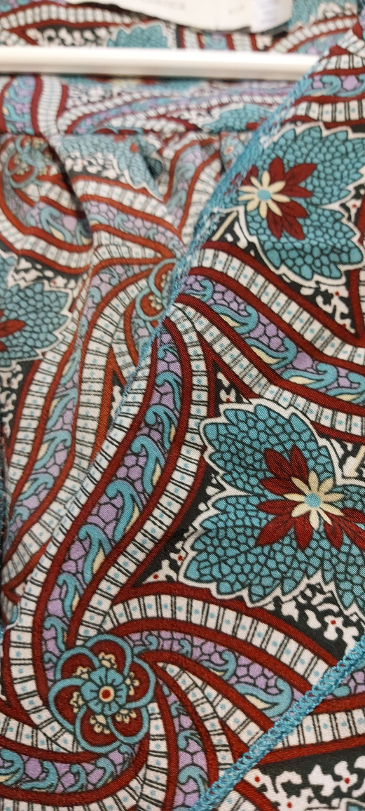 Paisley sleeveless top size small image indicator(2)