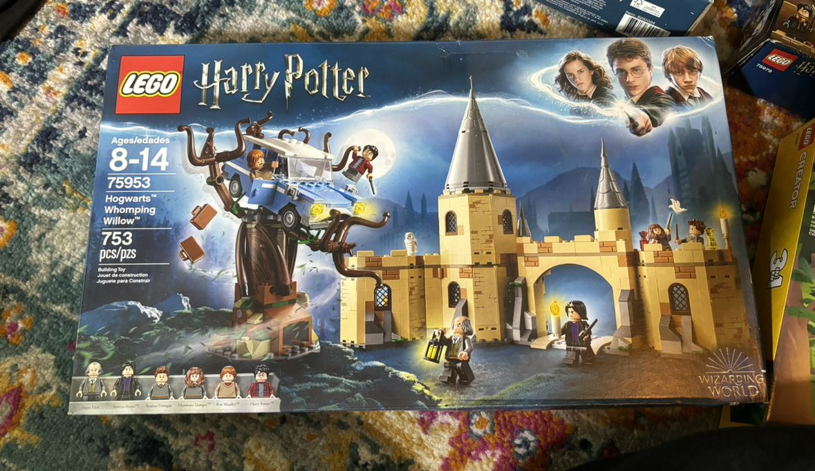 Brand New in Box LEGO Harry Potter 75953