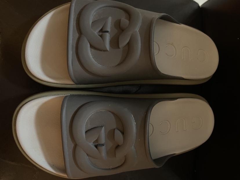 Gucci Slide Sandals with Interlocking G - photo 4