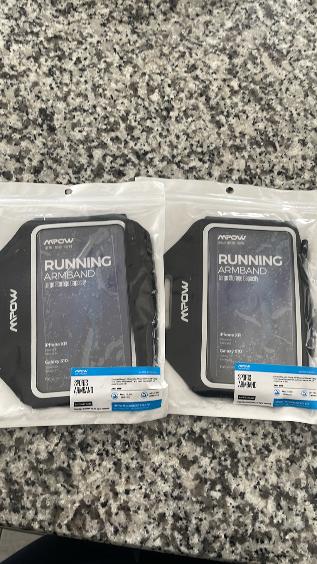 2 Runnin arm bands