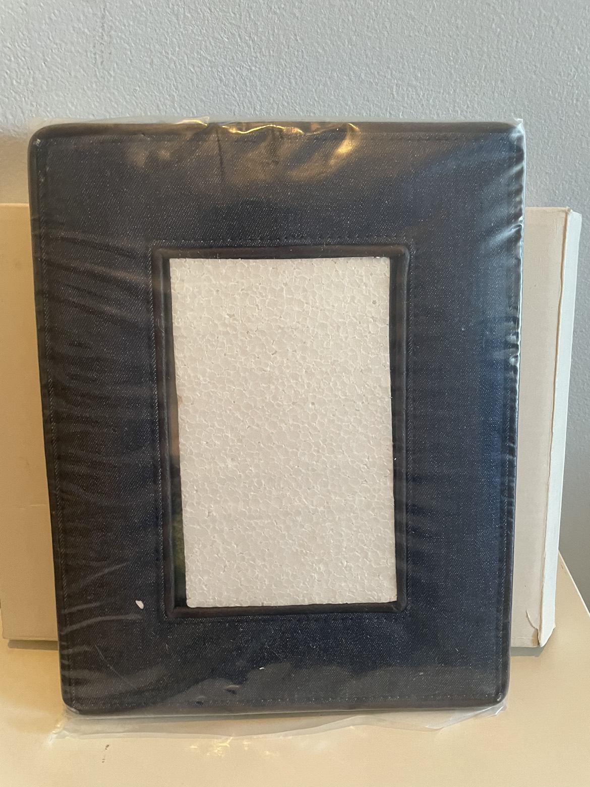 Claimed-#freecycle. New Denim picture frame 🥕 thumbnail