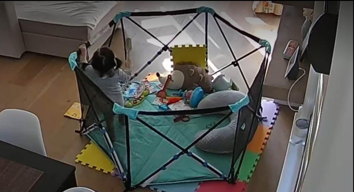 Summer Infant Pop N’ Play Deluxe Ultimate Playard - photo 2