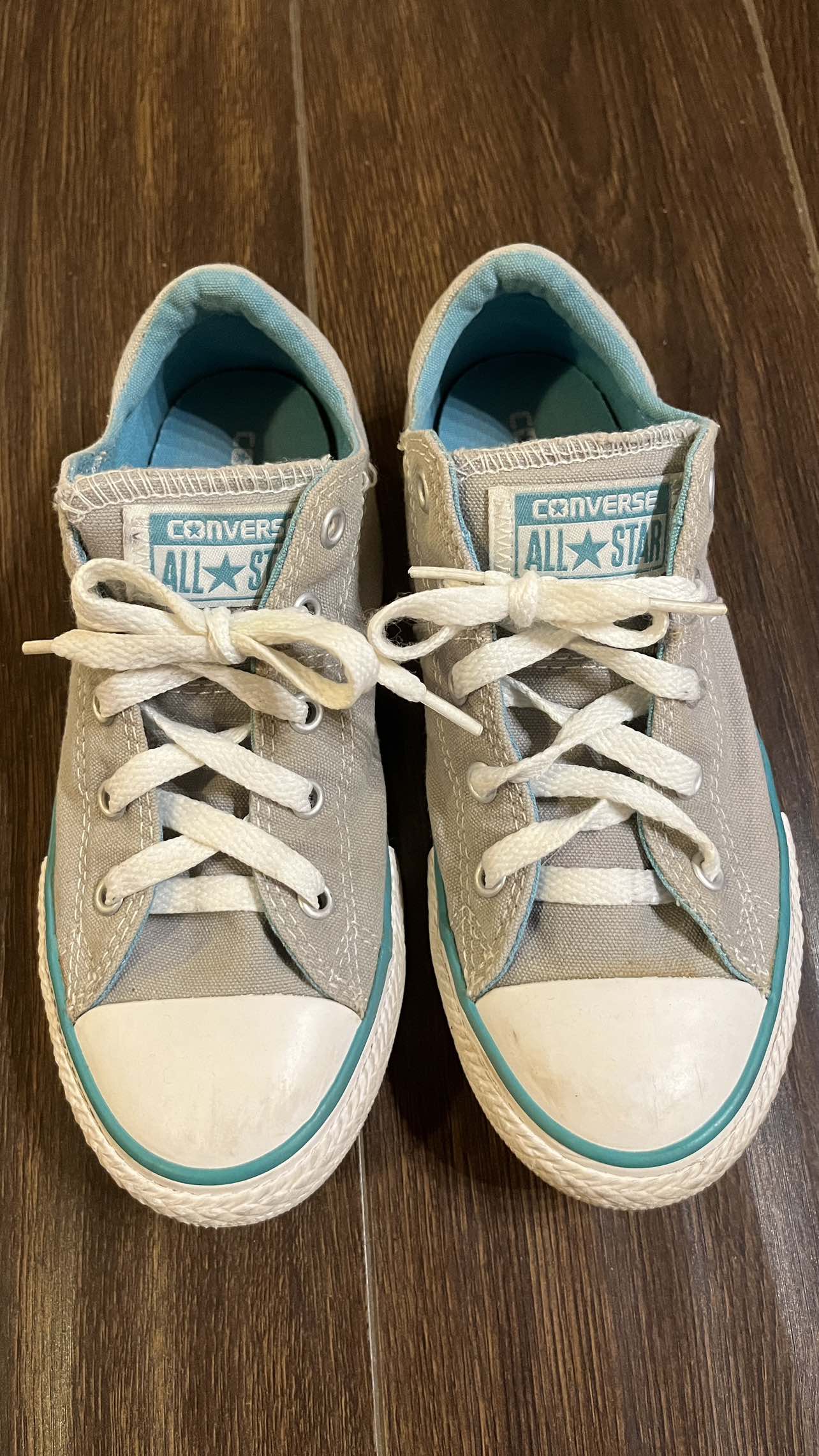 Girl’s sneakers - photo 3
