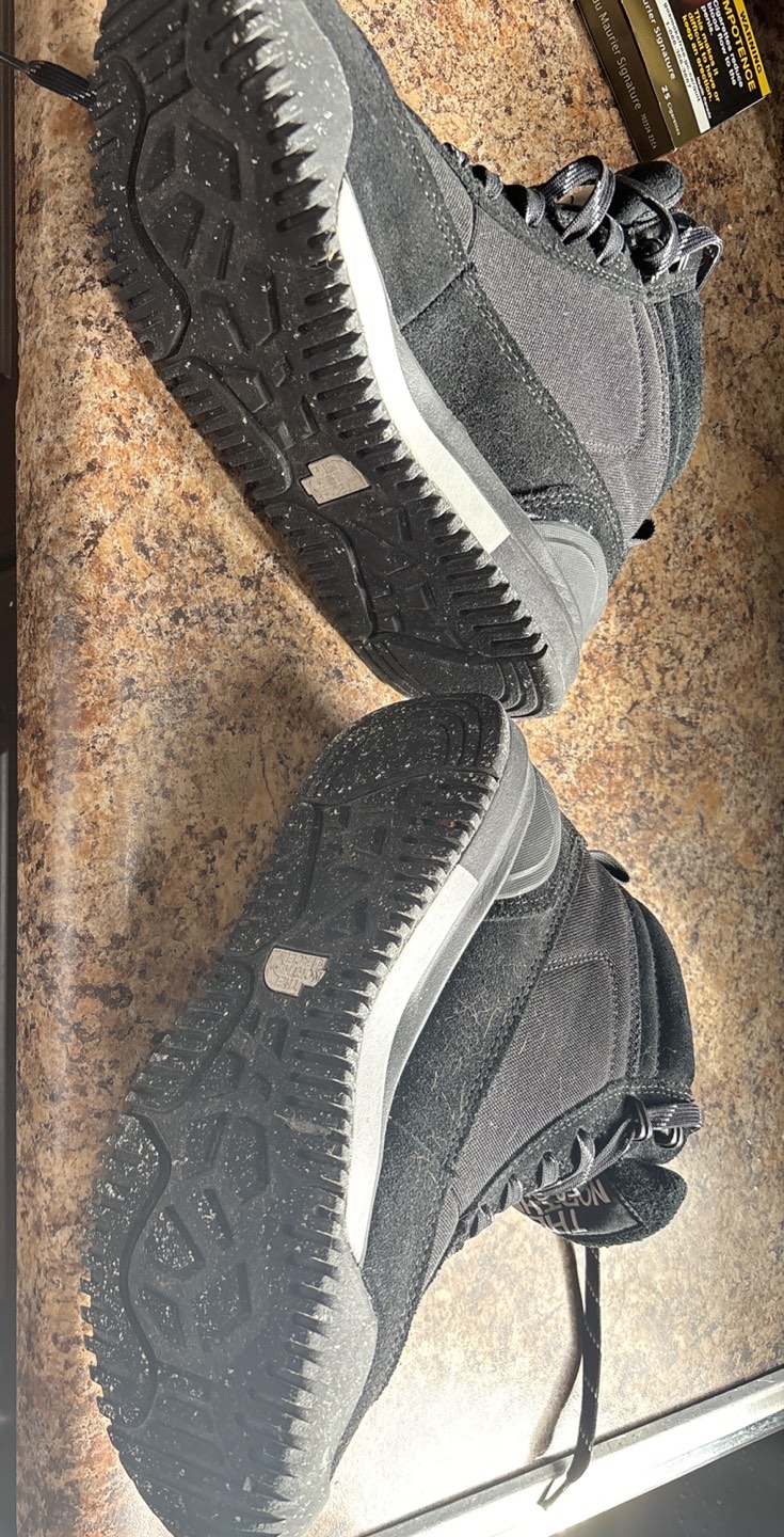 North face hiking boots image indicator(2)