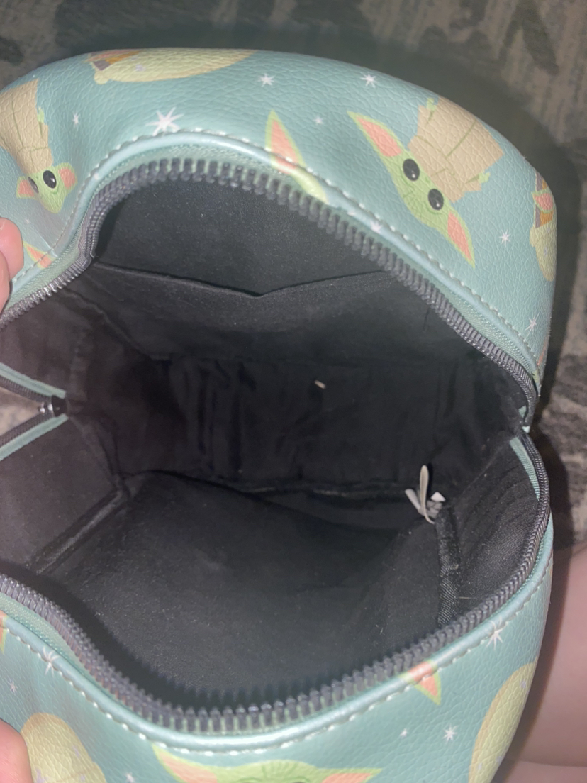Star Wars Baby Yoda mini backpack - photo 5