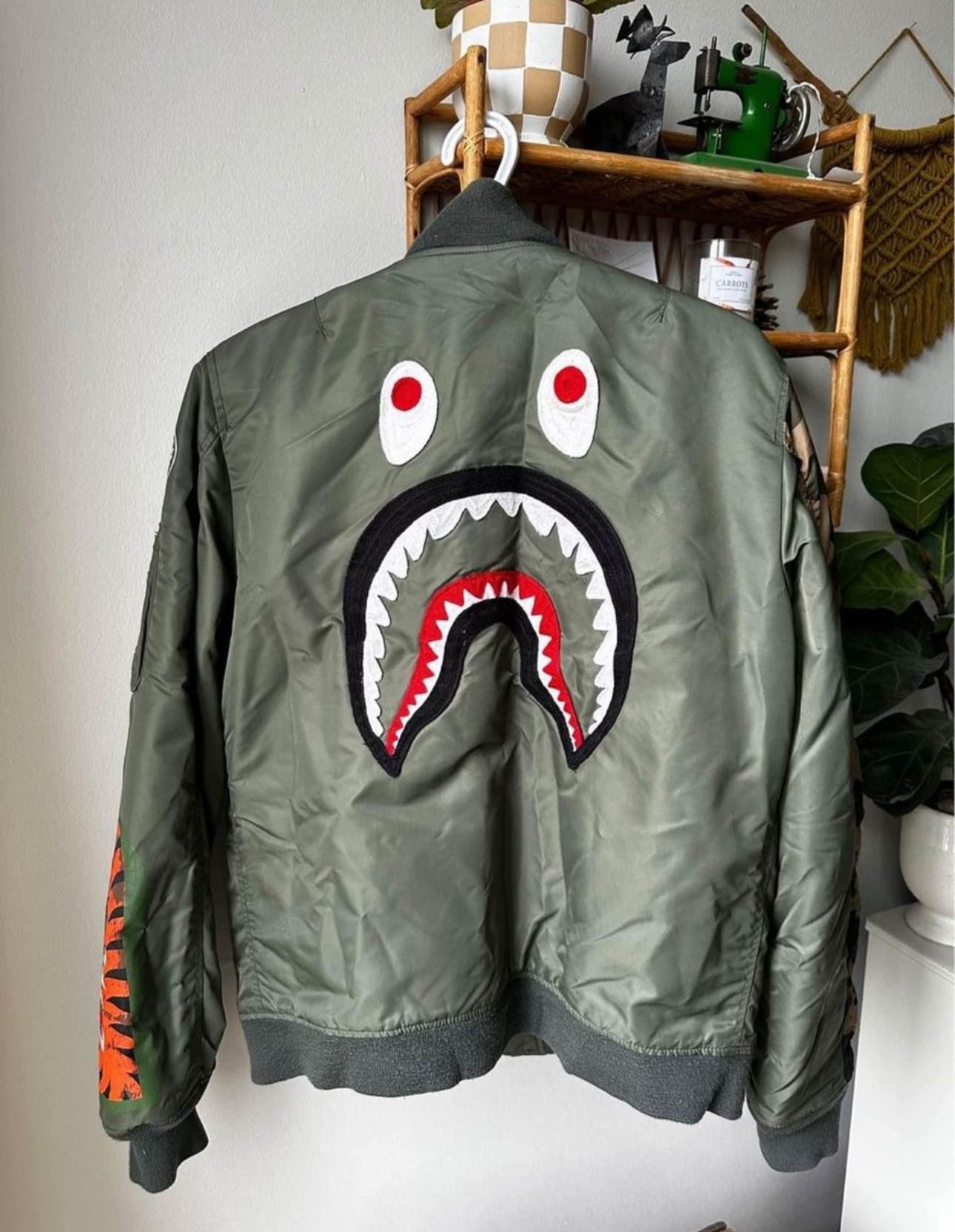 Babe shark bomber jacket - photo 5