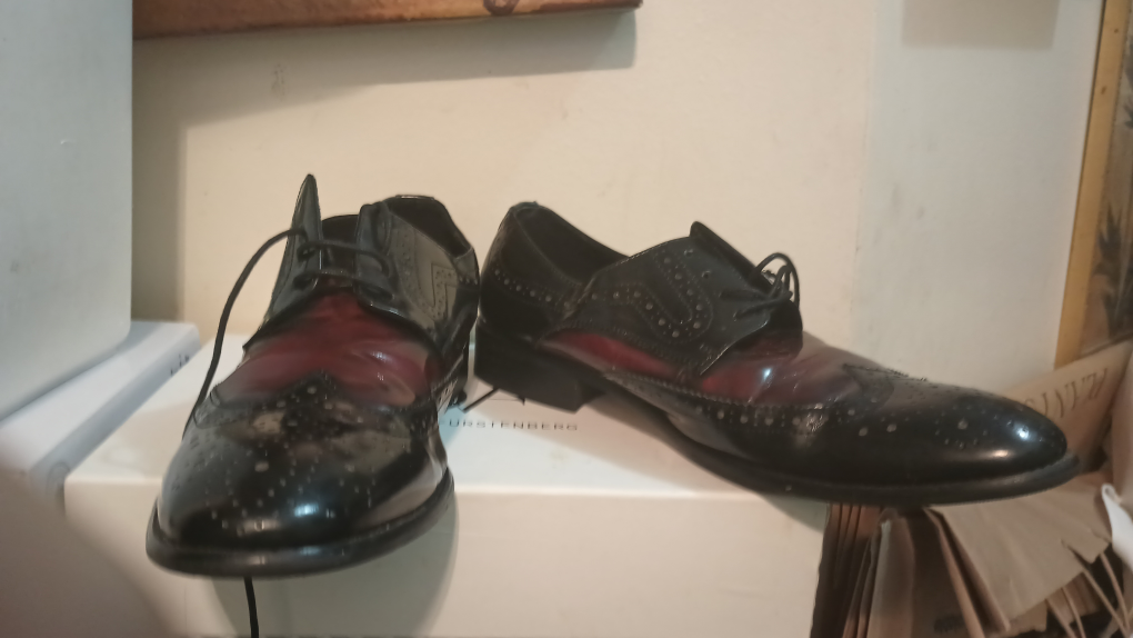 men shoes thumbnail