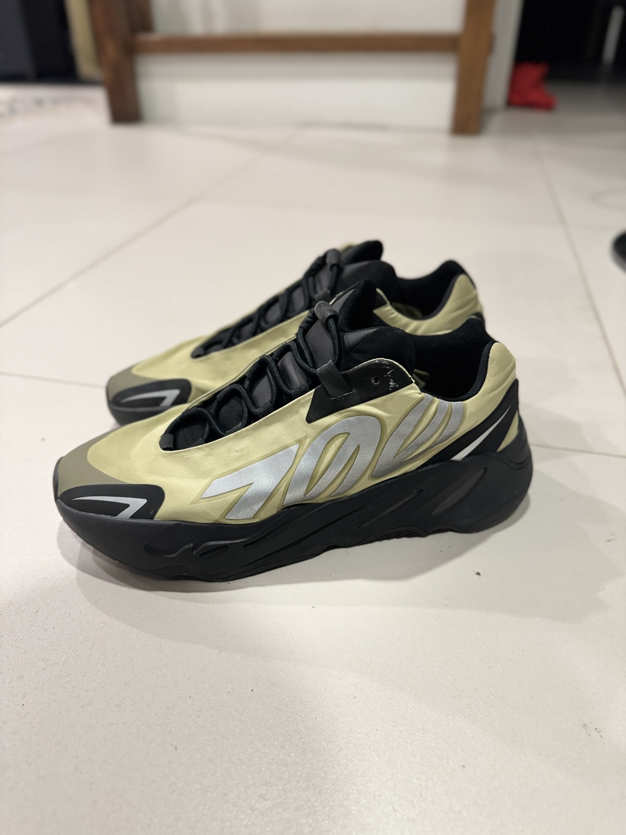 Yeezy boost size 10 - photo 2