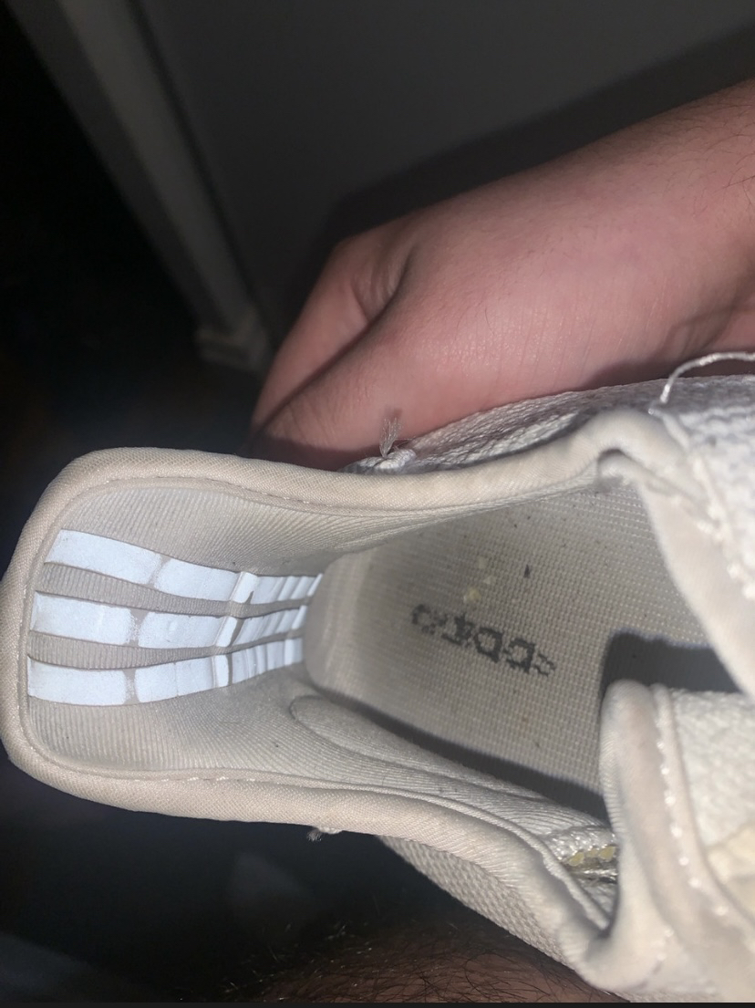 Yeezy boosts - photo 4
