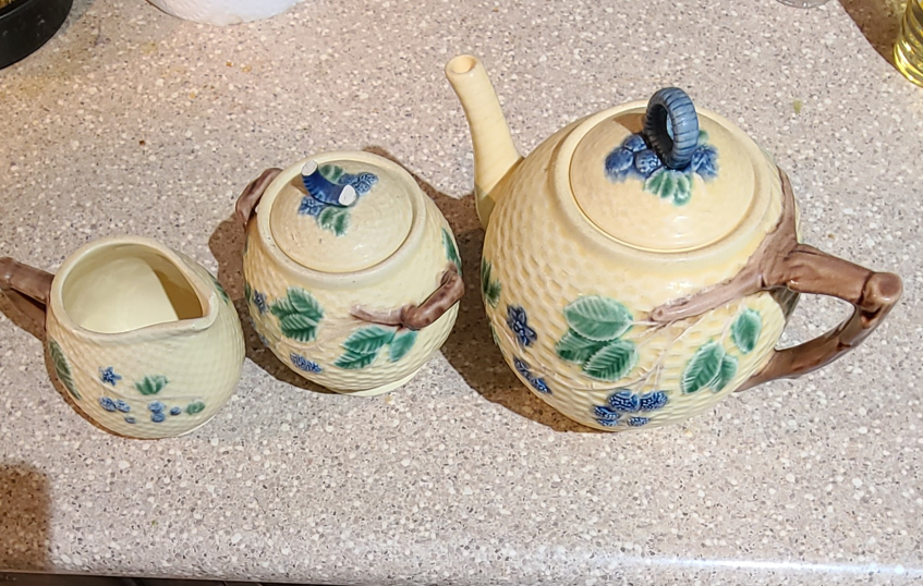 Tea sets