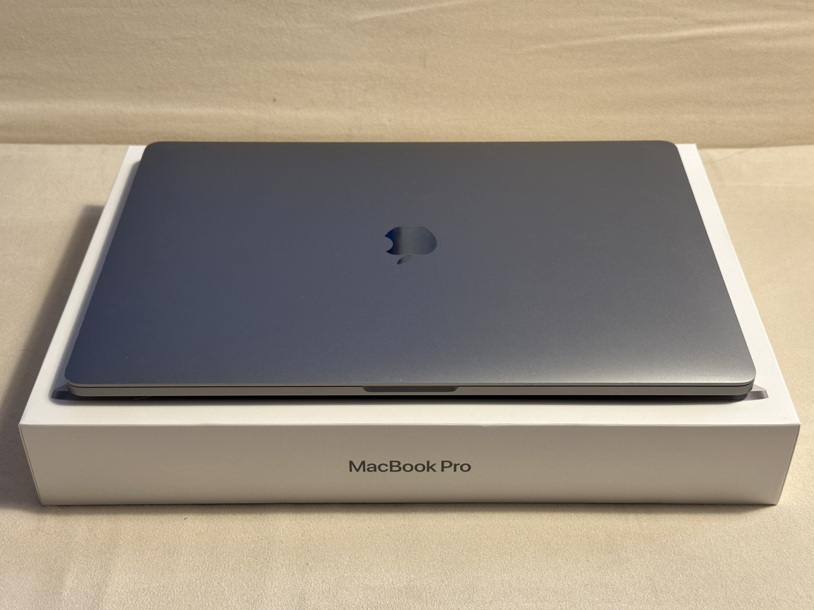 MacBook Pro 16-inch Space Grey Late 2019 - photo 5