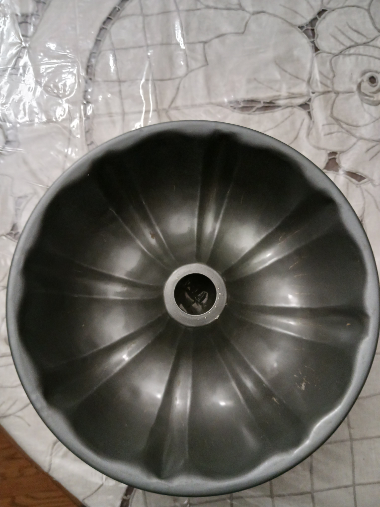🏈Non stick bundt pan image indicator(3)