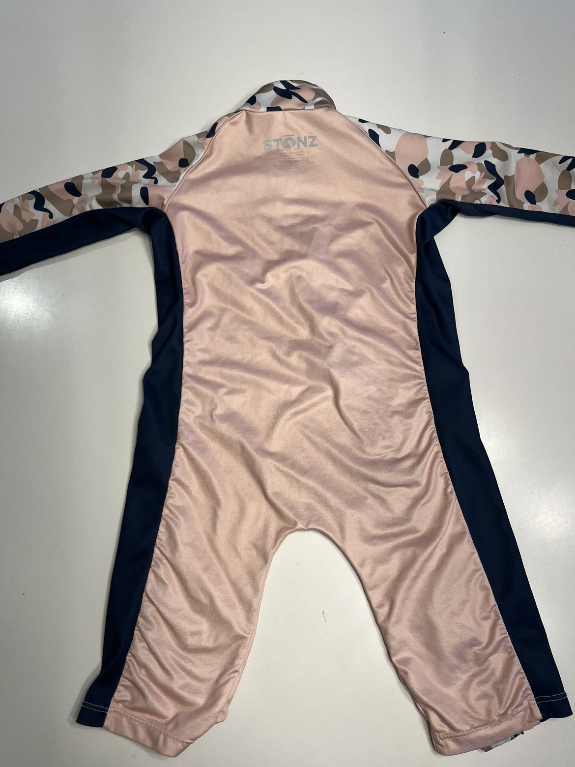 STONZ SUN SUIT 6-12 months fits up to 2 years - photo 5