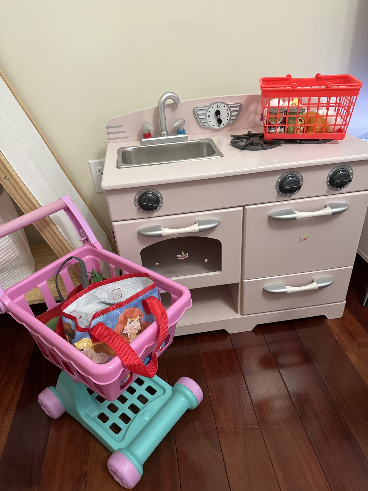 Pretend play pink toy kitchen and accessories thumbnail
