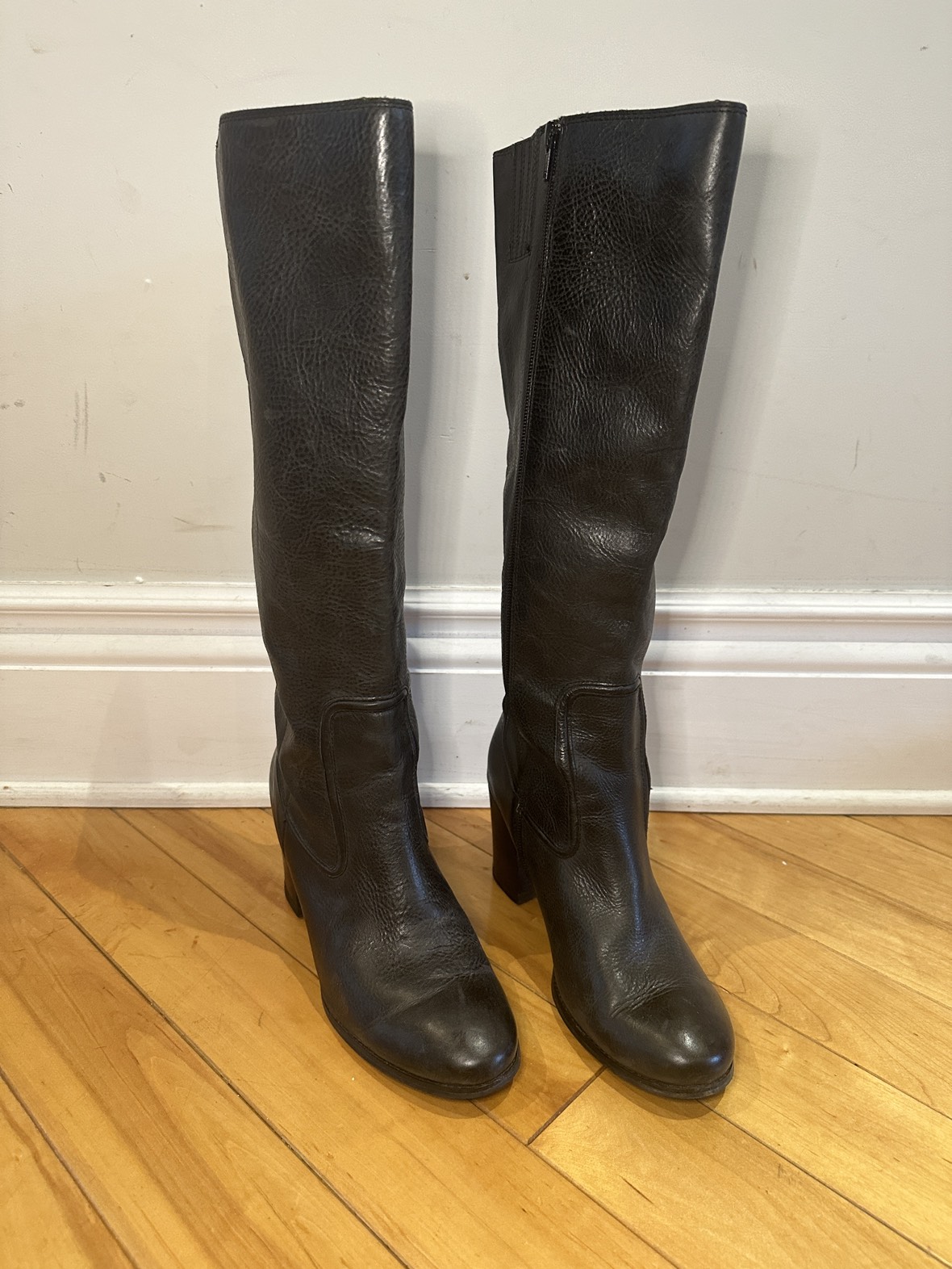 Vintage Leather Boots (Size 10)