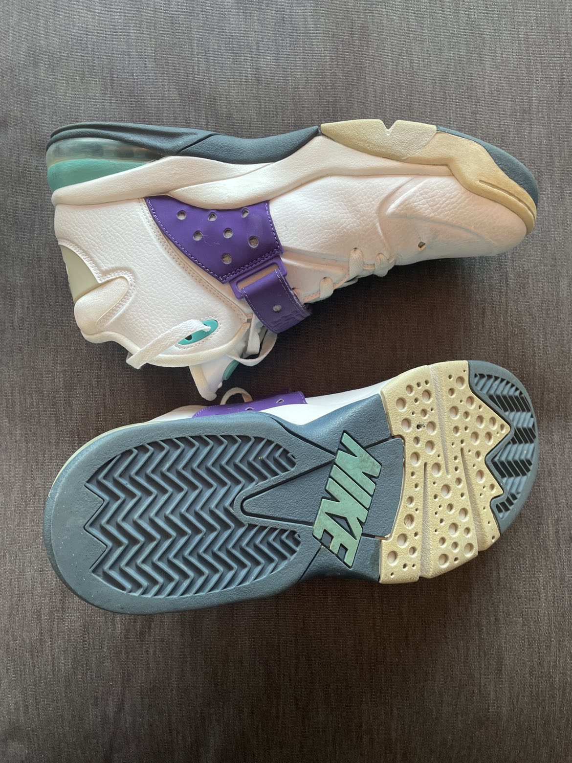 Nike (Miami retro) image indicator(2)