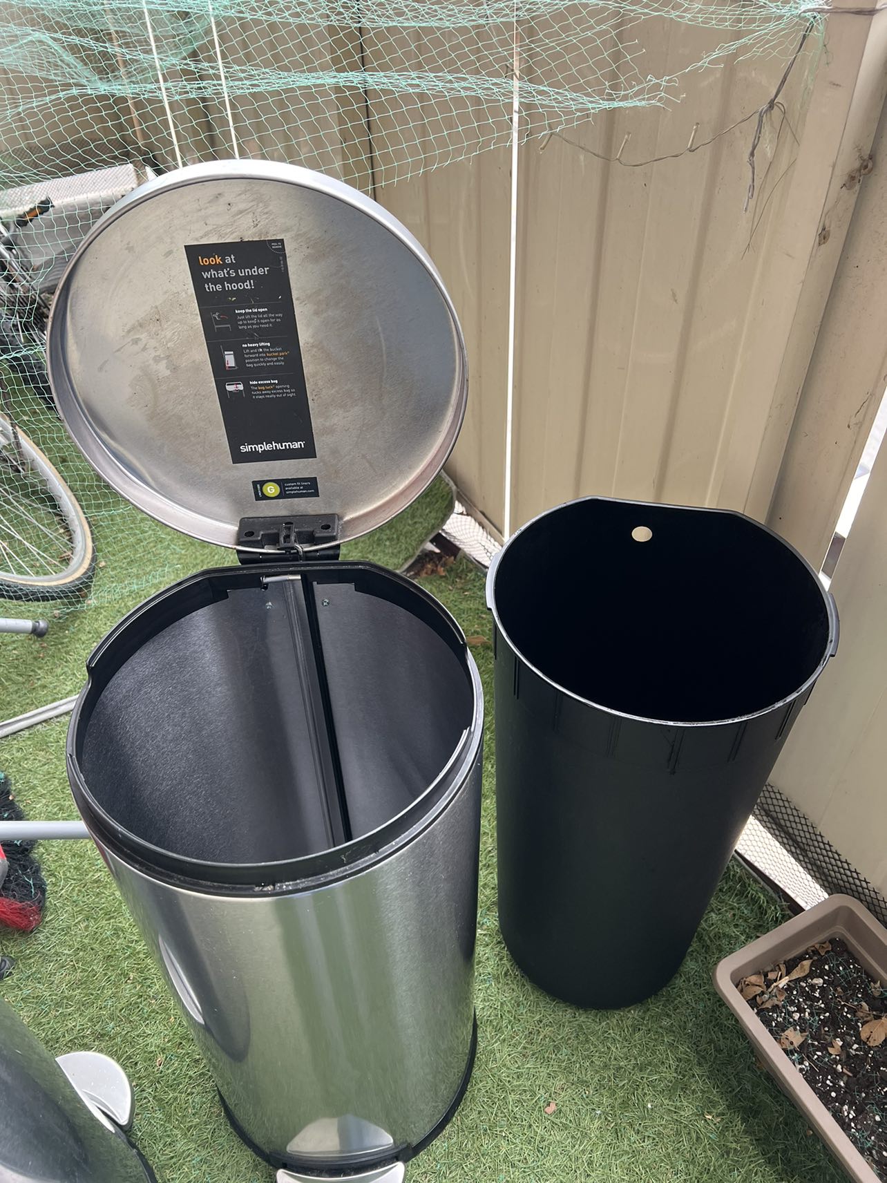 Simplehuman round trash can 30 Lit - photo 4