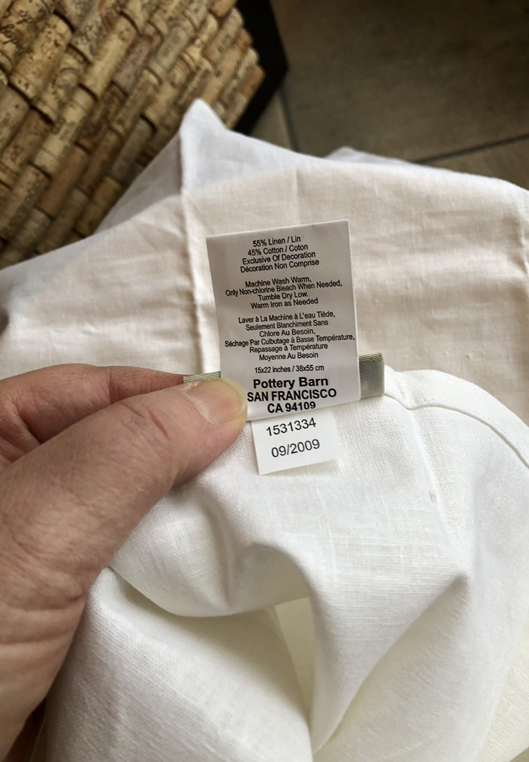 *Pottery Barn set of 6 hand towels - NEW in Box image indicator(4)