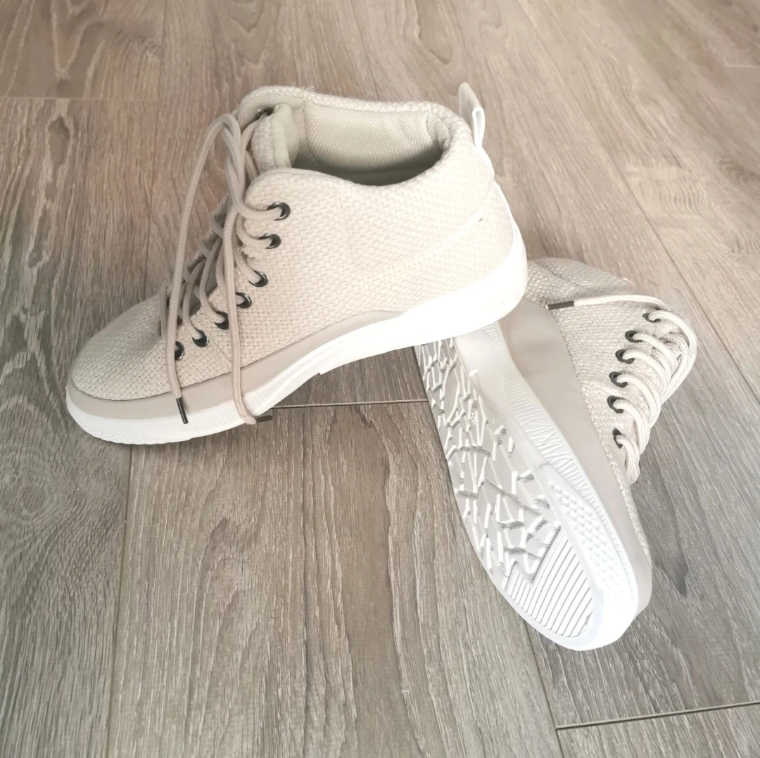 Warm Sneakers Brand New (size-M7.5 W9)