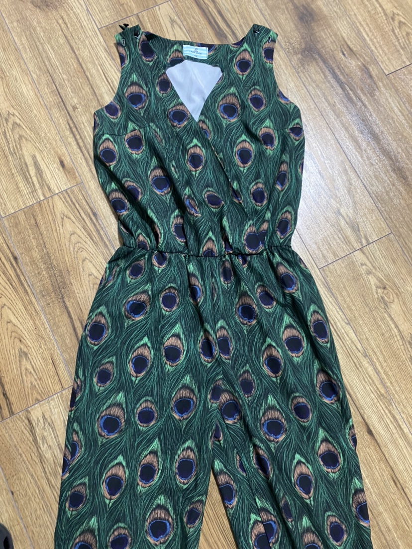 Jumpsuit. Ladies size M . Excellent condition - photo 2