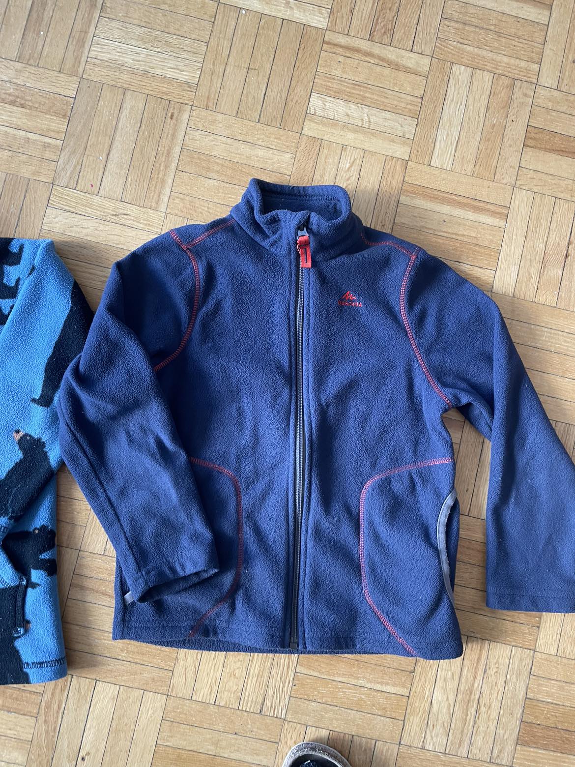 Two fleece jackets kids size 5-6 image indicator(6)