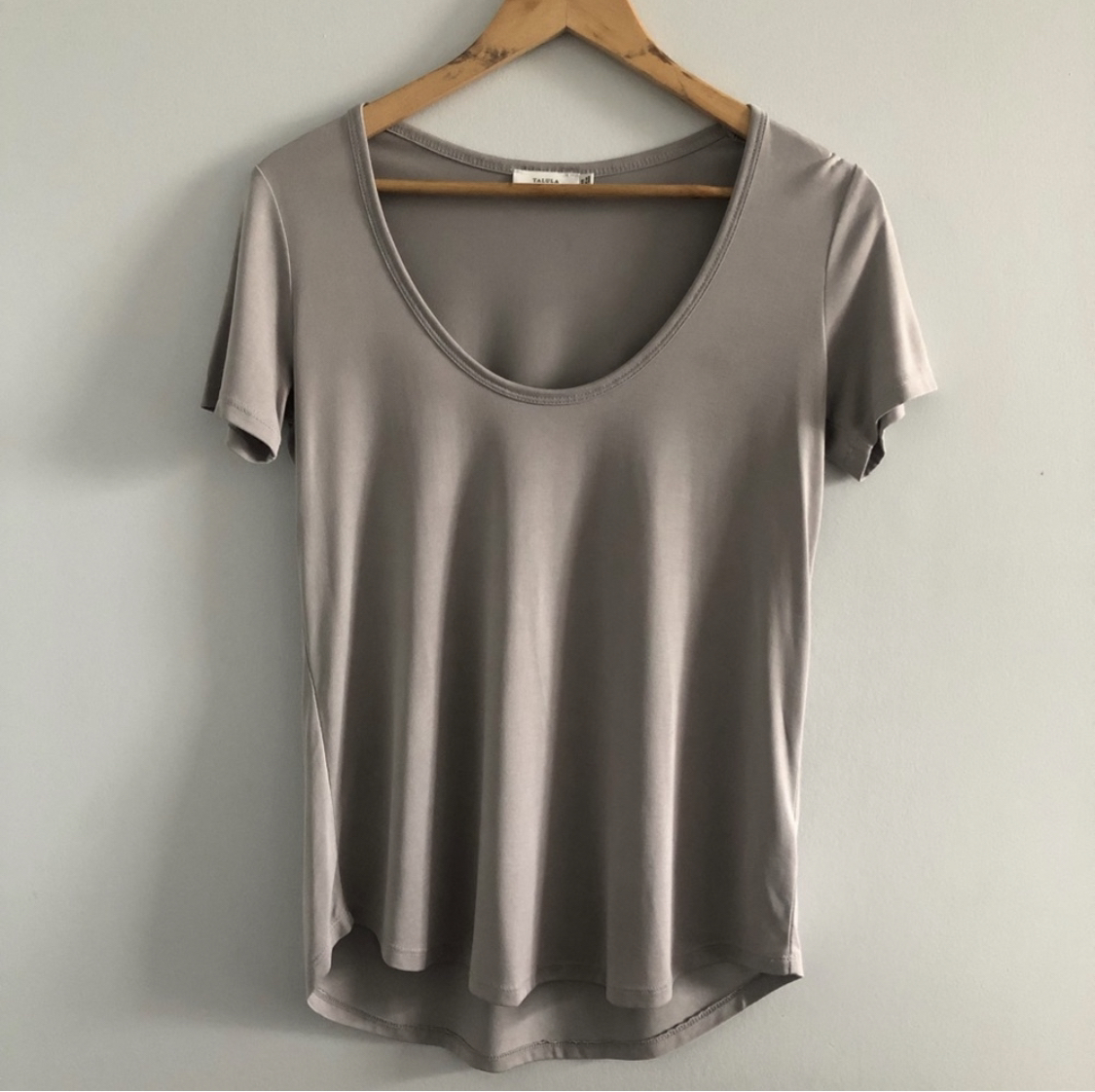 Aritzia Talula | Scoop neck top - xxs image indicator(2)