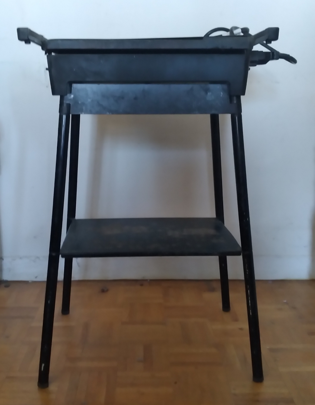 Indoor Electric Grill With Steel Stand Removable 🥕 image indicator(3)