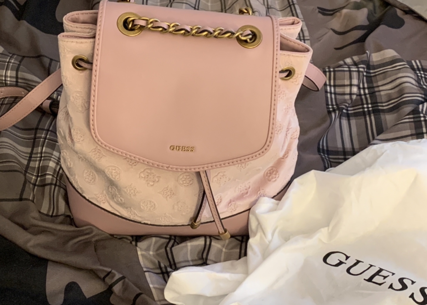 Guess purse