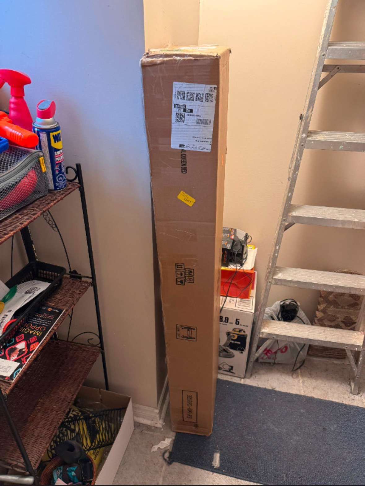 Brand new unboxed queen size bed frame with usb charging station - photo 2