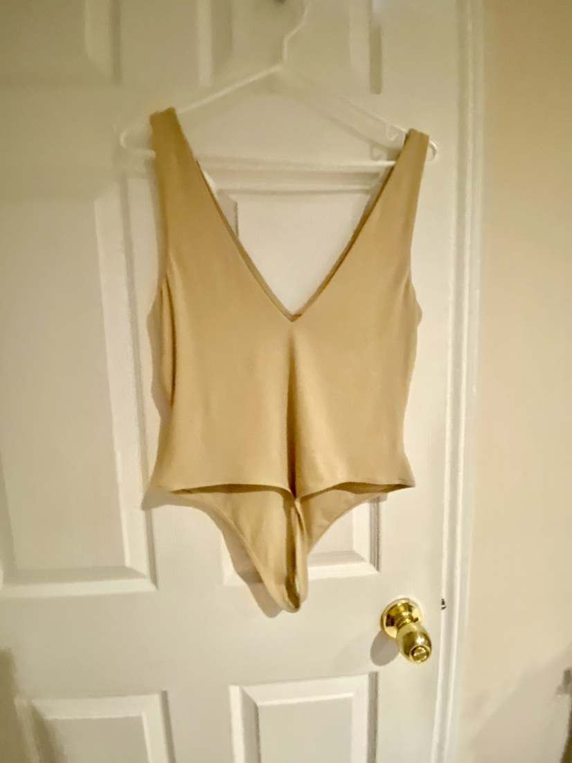 Bodysuit V neck Babaton by Aritzia - photo 2