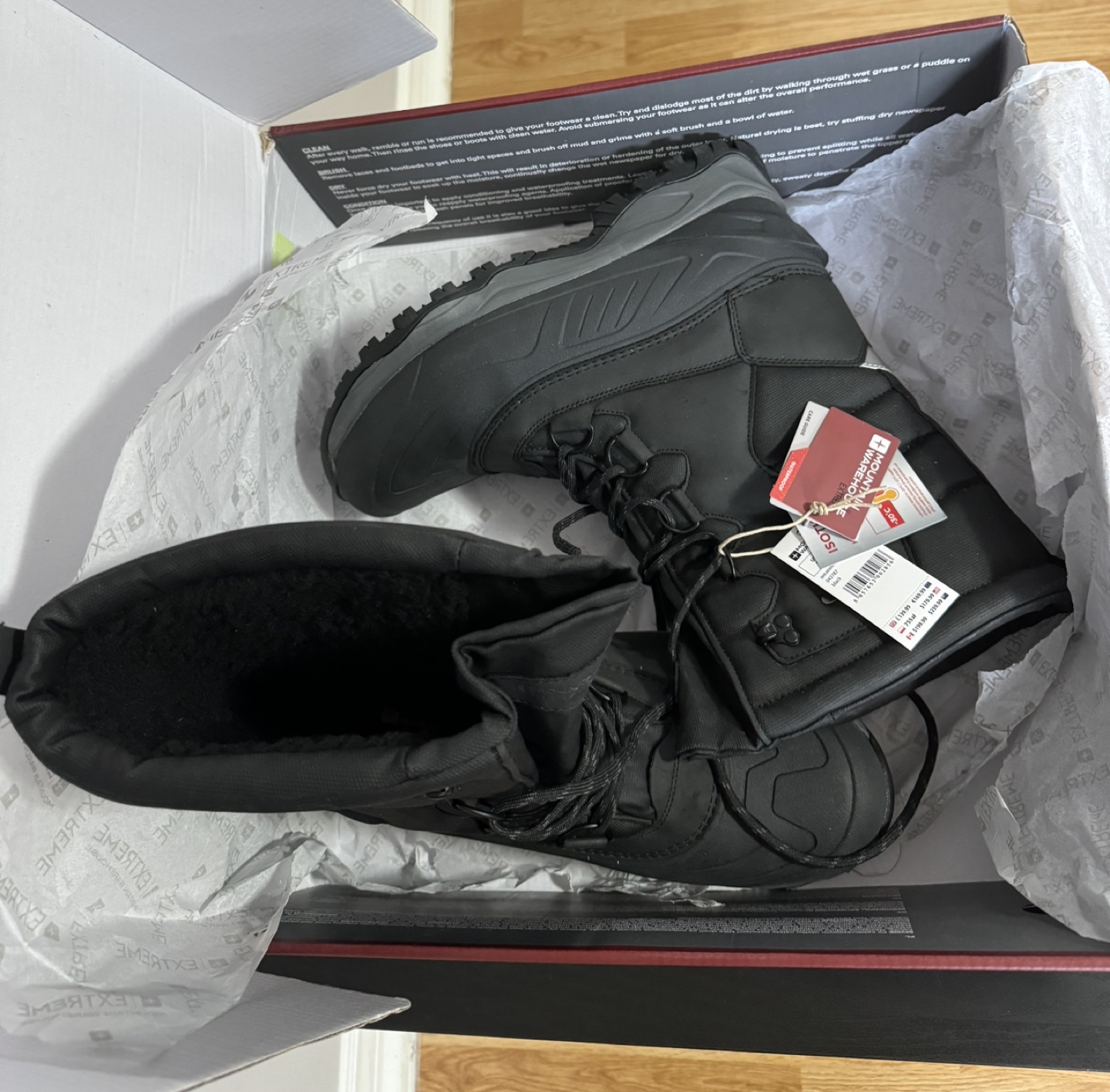 Moving Sale! - Brand New Mountain Warehouse Snow Boots - photo 3